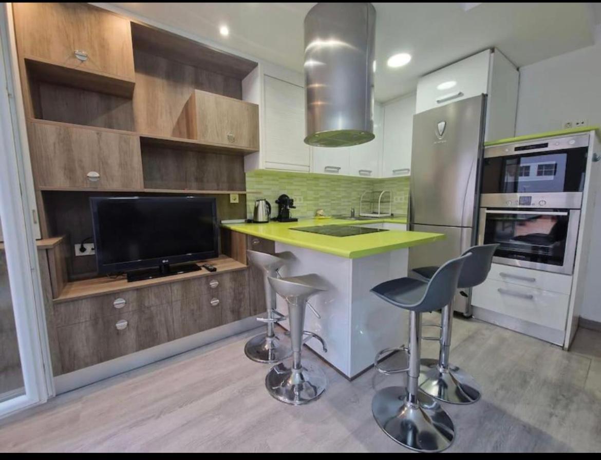 Apartamento Con Terraza Y Parking Gijon Room photo